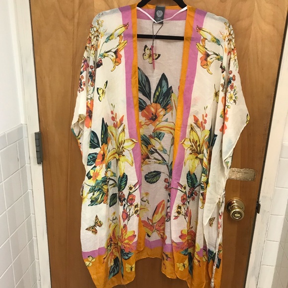 Vince Camuto Other - Vince Camuto Kimono Top Floral Open Front Batwing Sleeve Tie Cover Up‎ Boho